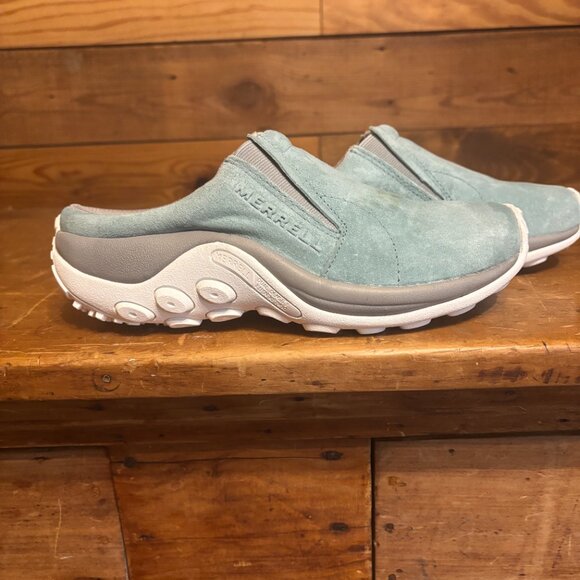 2 Pair New Merrell Suede Clogs - Picture 4 of 10